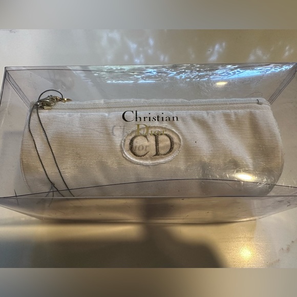 Christian Dior Millenium Amber Gold Bubble Wrap Sunglasses and Cosmetic Pouch - Picture 8 of 13